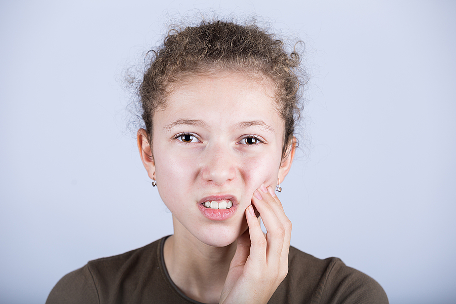 Major Signs You May Need a Root Canal